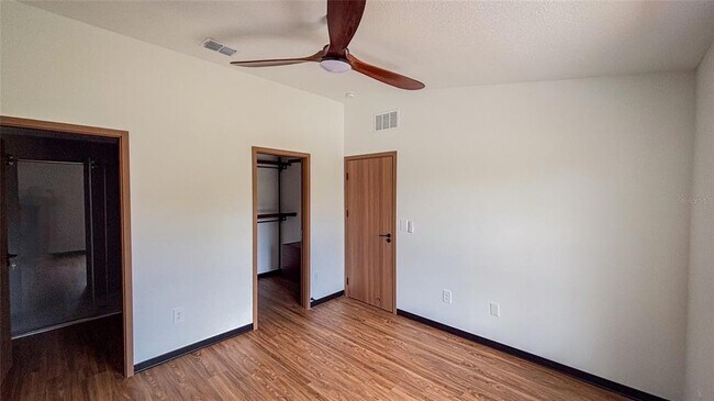 Building Photo - 5620 Virtudes St