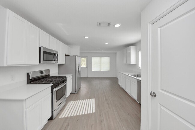 Building Photo - 19523 Manduca Dr