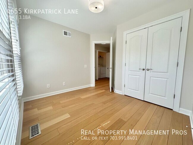 Building Photo - 4655 Kirkpatrick Ln