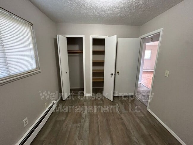 Building Photo - 138 Mendel Ct