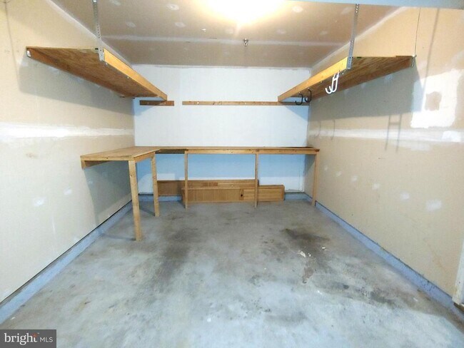 Building Photo - 2665 Worrell Ct