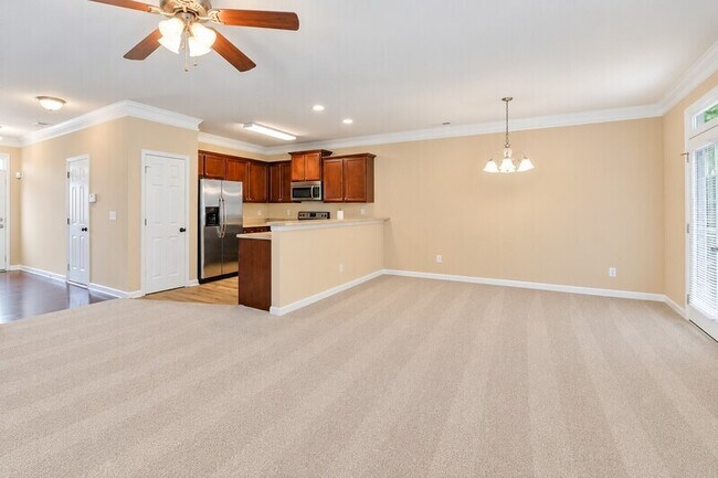 Building Photo - 7065 Blairs View Dr