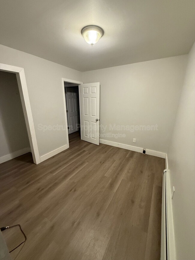 Building Photo - 428 McGrath Pond Rd