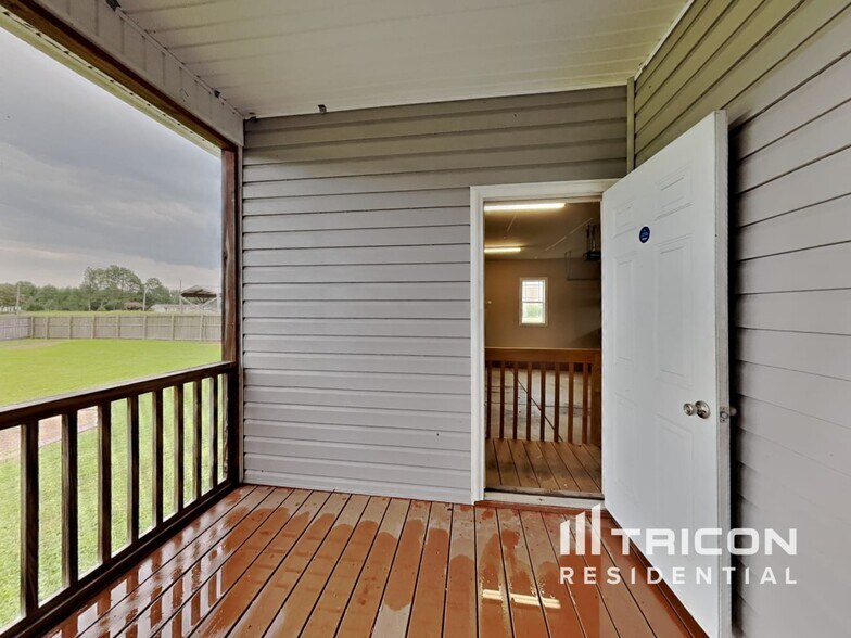 Building Photo - 54 Rocky Creek Ln