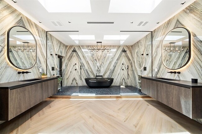 Building Photo - 632 Intracoastal Dr