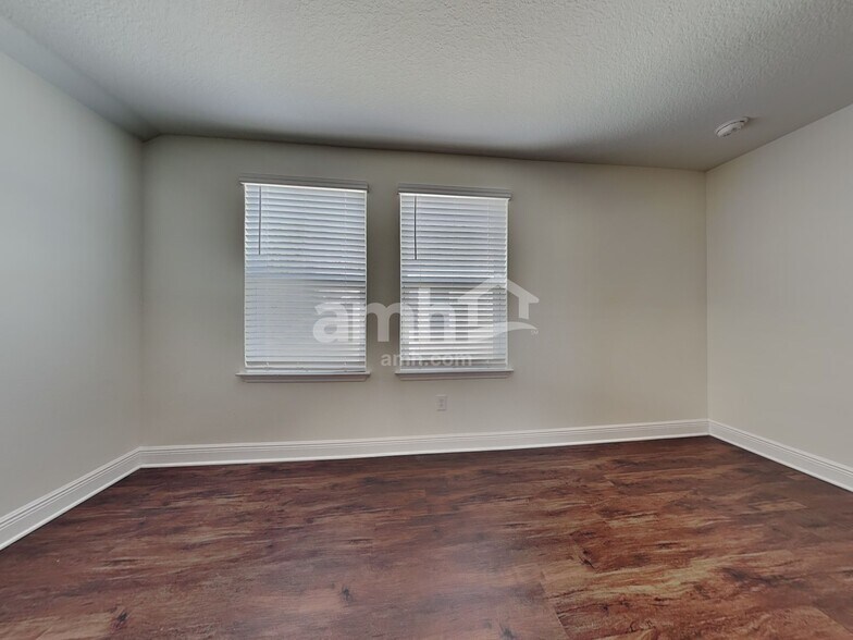 Building Photo - 6237 Emerald Hls Wy