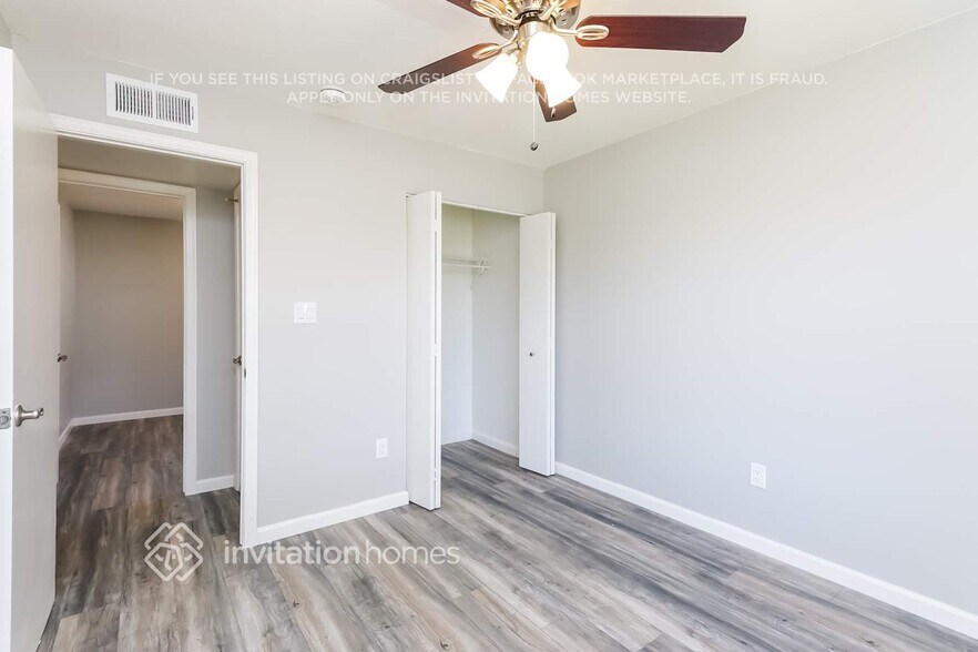 Building Photo - 1128 E Marny Rd