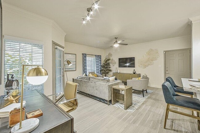 Building Photo - Up to 3 Weeks Free Rent & a Little Somethi...