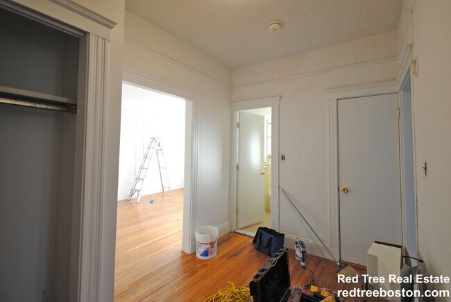 Building Photo - 24 Colborne Rd