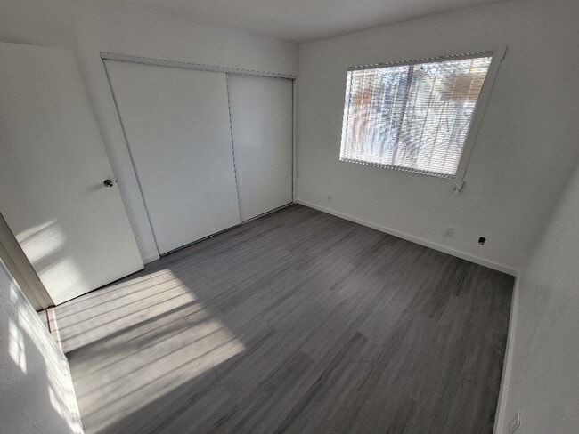 Building Photo - 2771 S Mountain Vista St