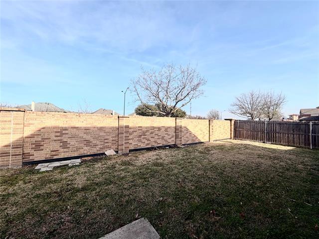 Building Photo - 7236 Tolosa