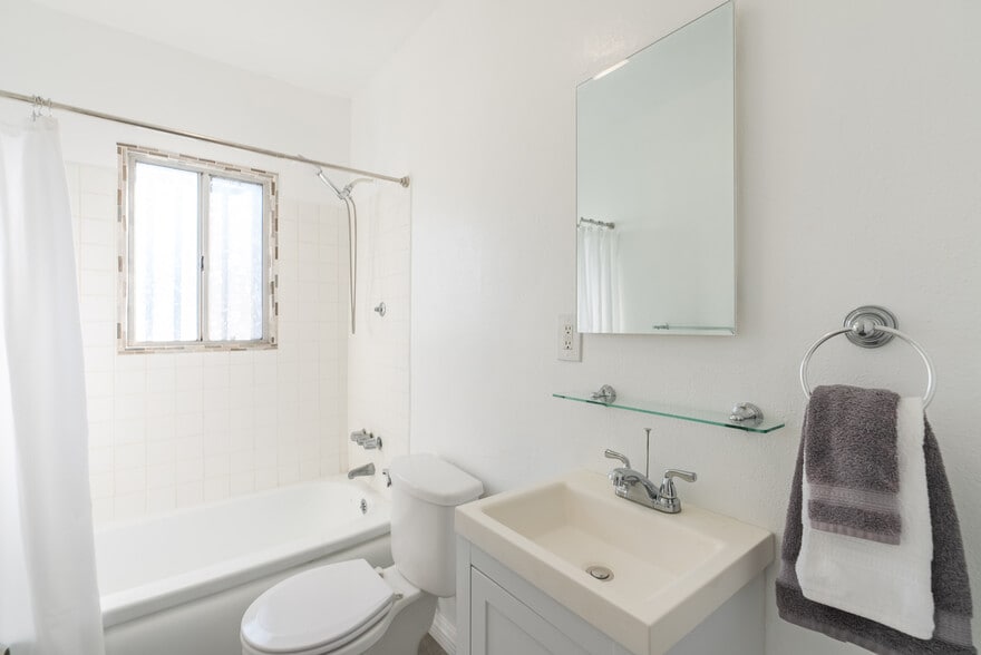 Bathroom with Tub and Shower - 128 Elm Ave
