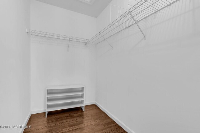 Building Photo - 148 Ambassador Dr