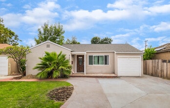 Building Photo - 422 N Batavia St