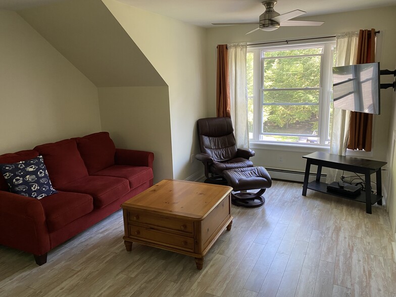 Building Photo - 84 Guinea Rd