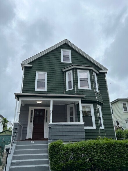 Primary Photo - 41 Philbrick St