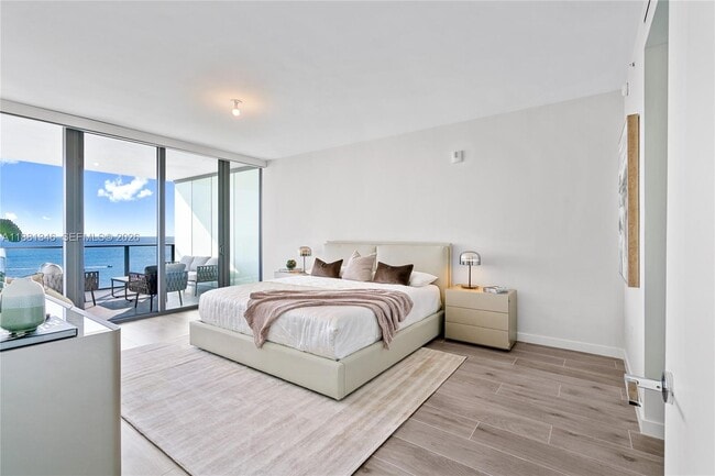 Building Photo - 1116 N Ocean Blvd