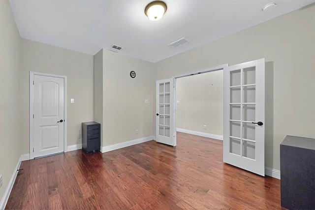 Building Photo - 2633 Sunstar Dr