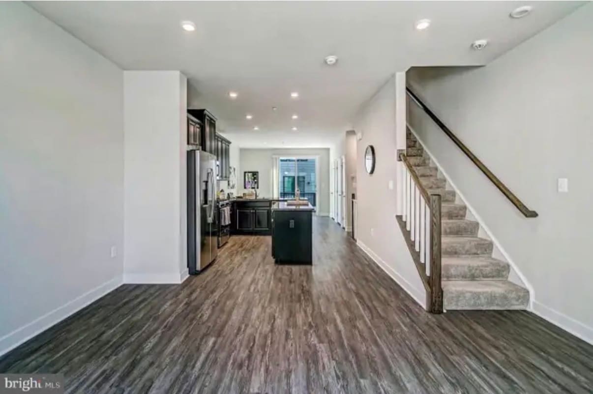 Building Photo - 2820 Arts Vista Blvd