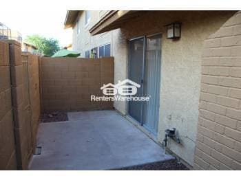 Building Photo - 1336 N 85th Pl