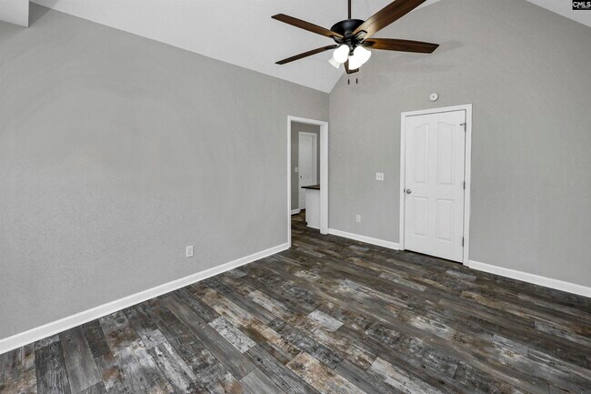 Building Photo - 133 Wildflower Ln