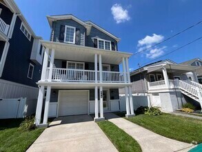Building Photo - 304 N Vendome Ave