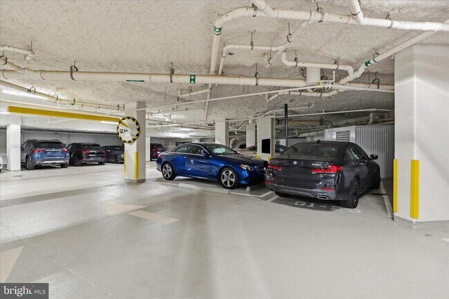 Building Photo - 1201 N Royal St