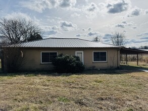 Building Photo - 5780 Fry Gap Rd