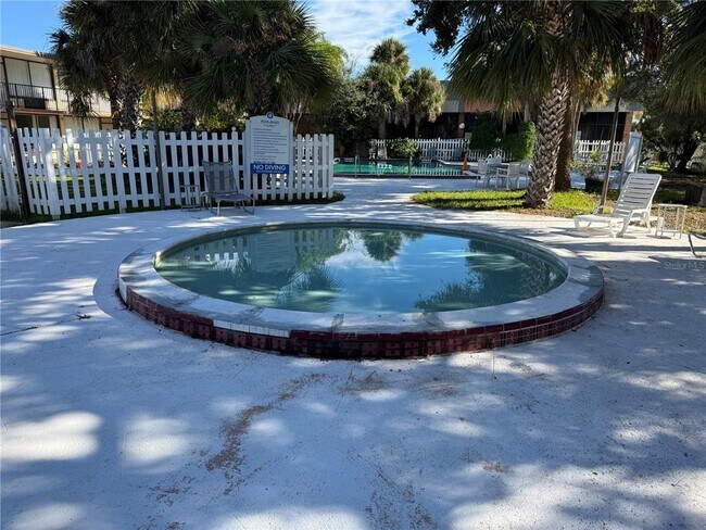 Building Photo - 7900 S Orange Blossom Trail