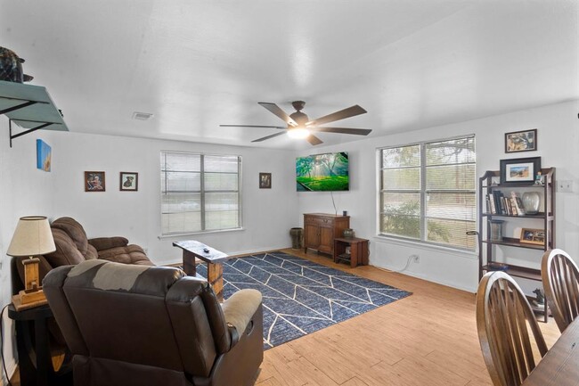 Building Photo - 15801 FM 969