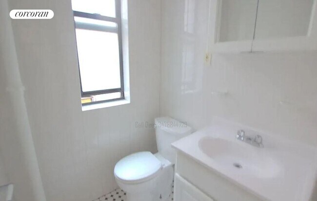 Building Photo - 201 W 108th St