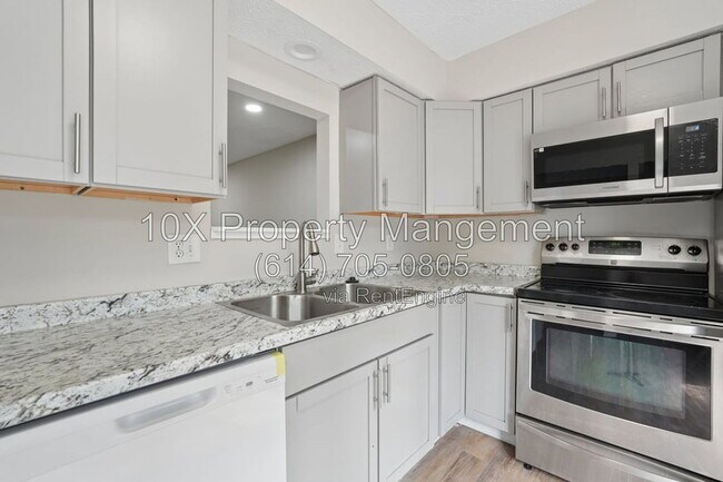 Building Photo - 3079 Cooper Bluff Dr