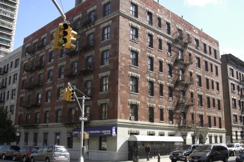 Building Photo - 611 W 177th Street