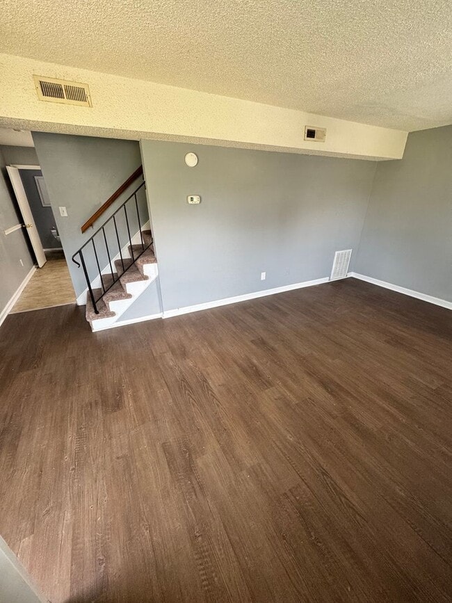 Building Photo - Spacious 3 Bed 1.5 Bath in Henrico
