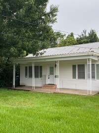 Building Photo - 2 bedroom 1 bath