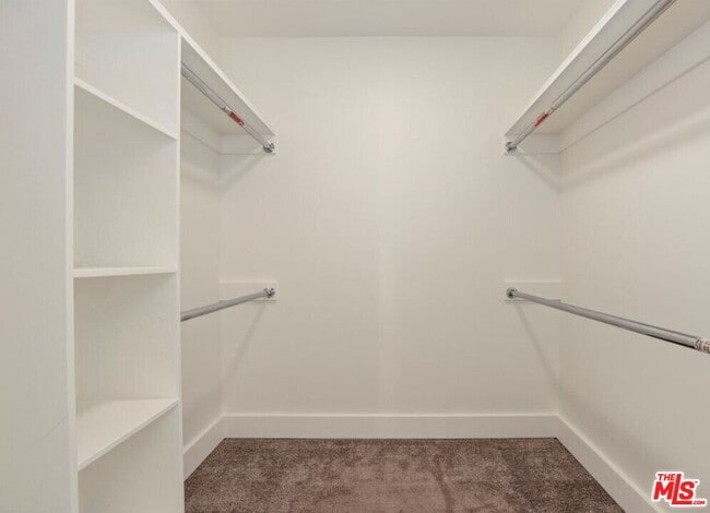 Building Photo - 6624 Springpark Ave