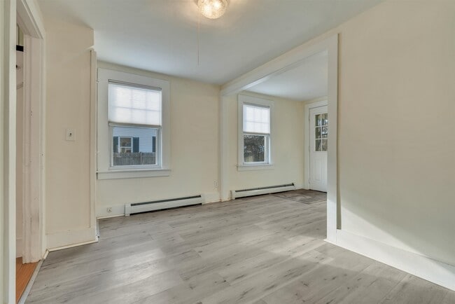 Building Photo - 132 NH-108