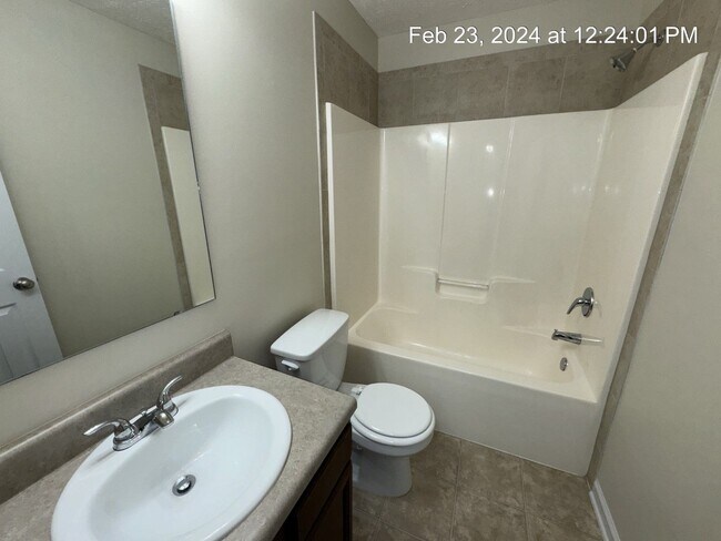 Building Photo - 4937 Yorkchester Dr