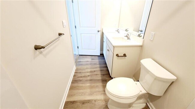 Building Photo - 1132 Martin Rd