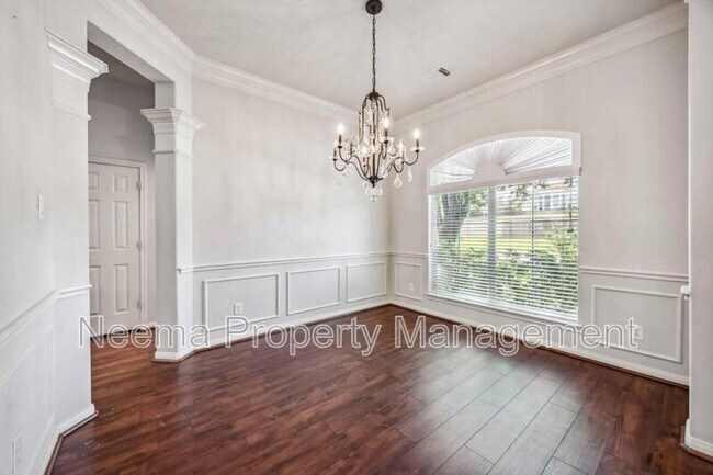 Building Photo - 23822 Wellington Ct Blvd