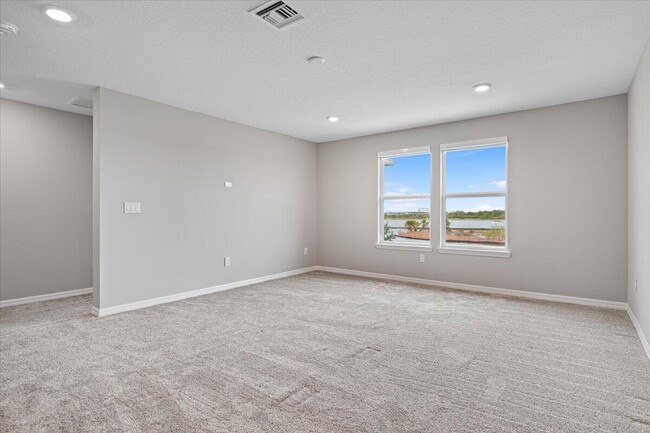 Building Photo - 10437 SW Captiva Dr