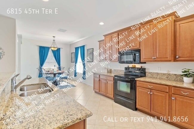Building Photo - 6815 45th Terrace E