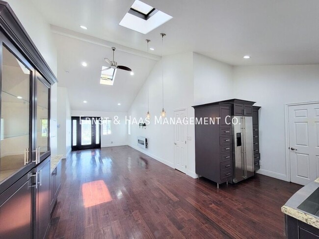 Building Photo - 5325 Autry Ave