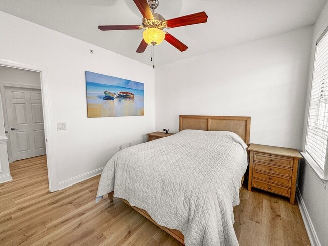 Building Photo - Fully Furnished Waterfront Elegance on Mai...