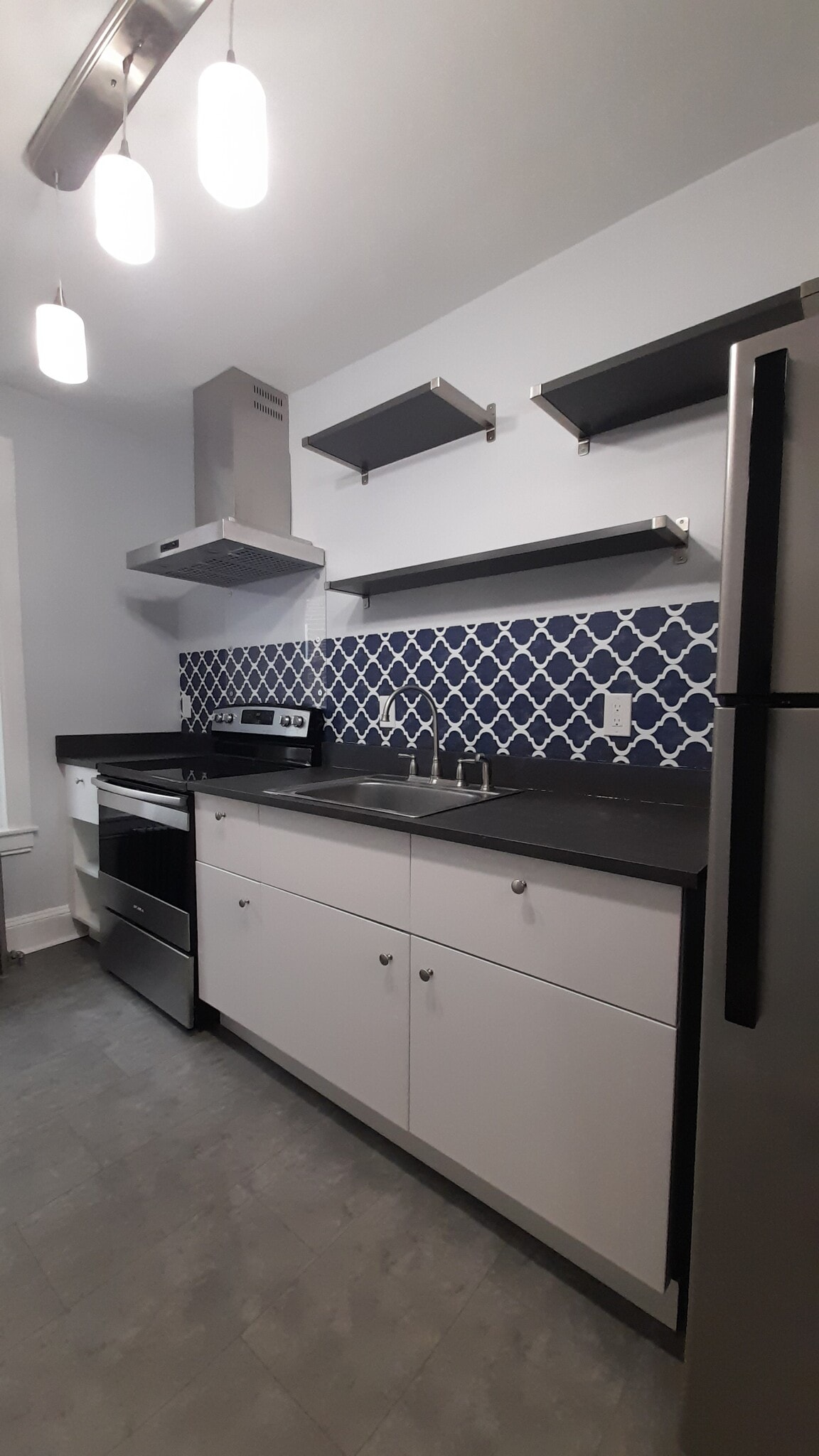 Building Photo - 229 Church St