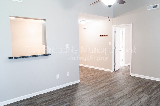 Building Photo - 8013 Keybridge Way