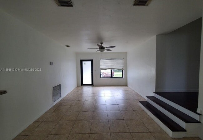 Building Photo - 17620 NE 8th Pl