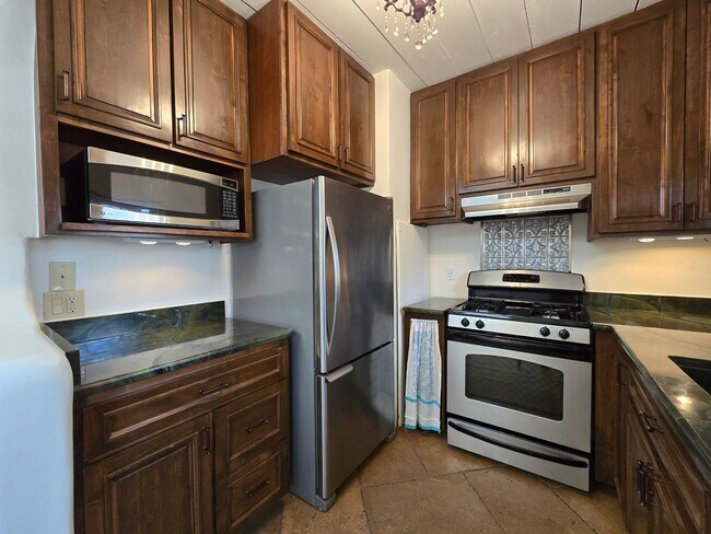 Building Photo - 113 Camino Escondido