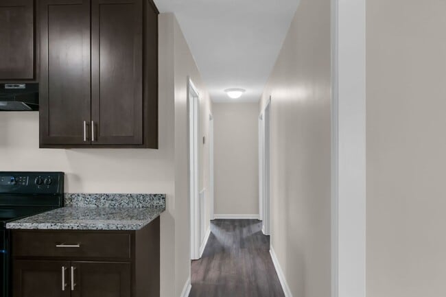 Building Photo - 3610 Gale Ln