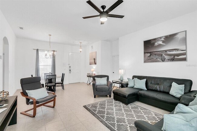Building Photo - 7403 Velleux St